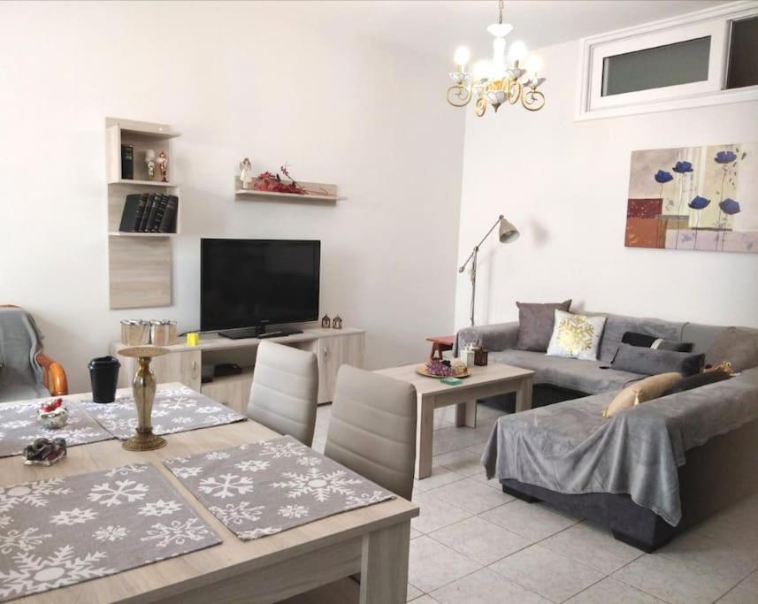Vion Place Pilos Exterior foto
